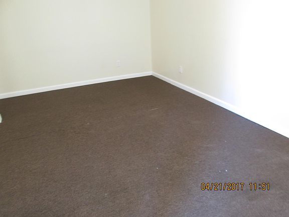 4th image of 801 Paulsen St APT A