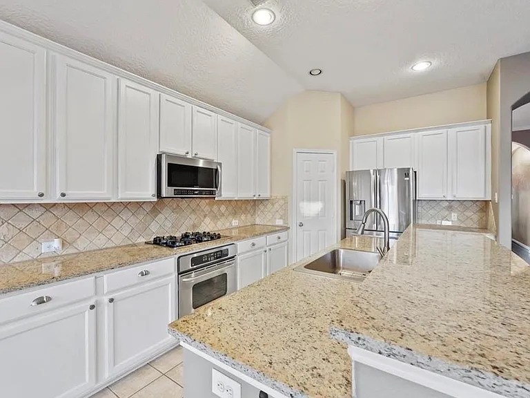 13607 Caney Springs Ln — Photo 5