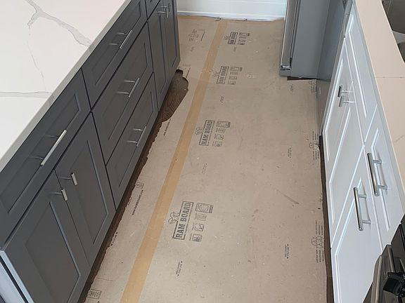 3rd image of 1657 N Western Ave #1