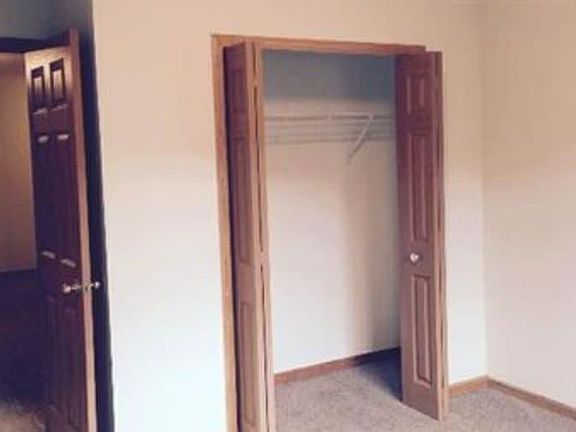 5th image of 3027 Juniper Ln Unit C