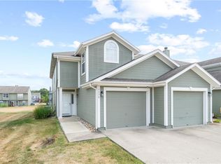 5579 NW Sunrise Meadow Ln #88-A, Lees Summit, MO 64064