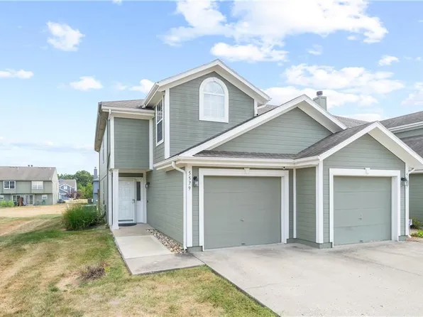 5579 NW Sunrise Meadow Ln #88-A, Lees Summit, MO 64064