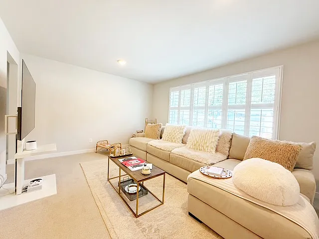 22109 Jameson Ave NW — Photo 25