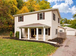 1817 Oak Park Dr, South Bend, IN 46617