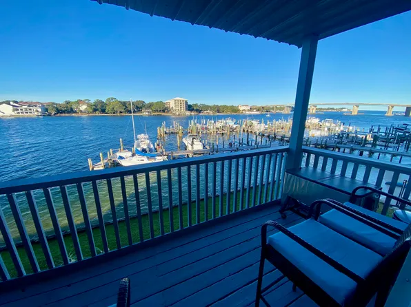 330 Bluefish Dr Unit 244, Fort Walton Beach, FL 32548