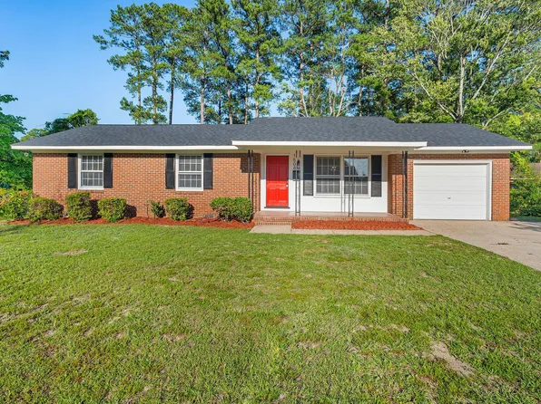 1508 Palmer Dr, Fayetteville, NC 28303