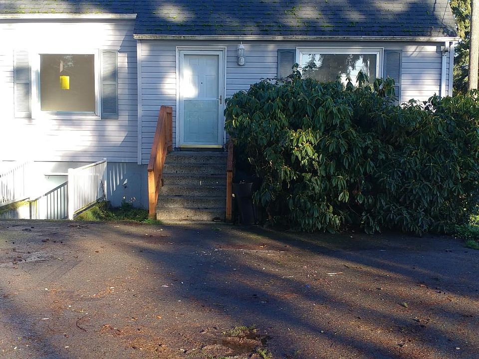1st image of 1315 E 52nd St