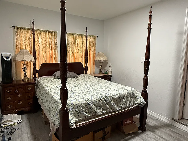 504 Lee St — Photo 2