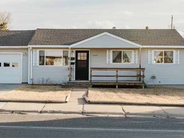 1004 Reynolds St, Laramie, WY 82072