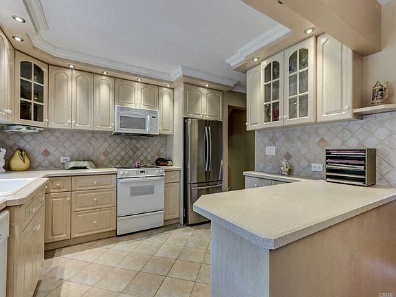 5th image of 7 Chester Ave