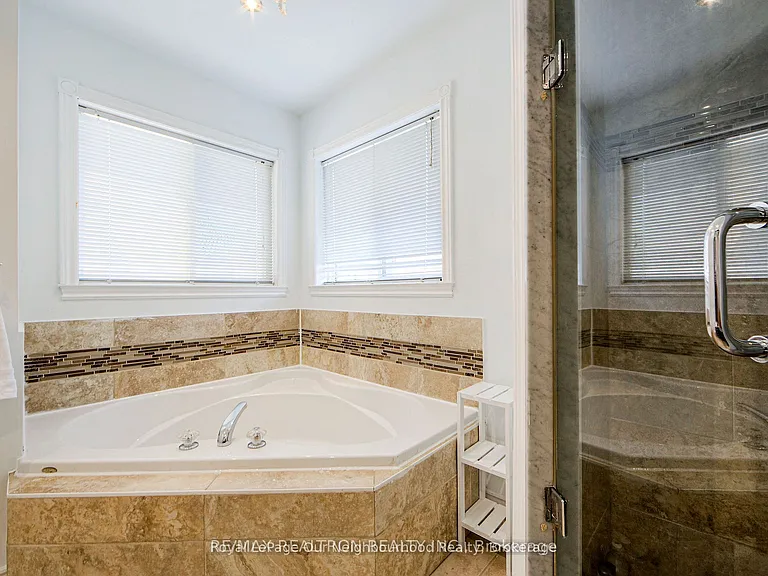 269 Treasure Rd E #UPPER — Photo 7