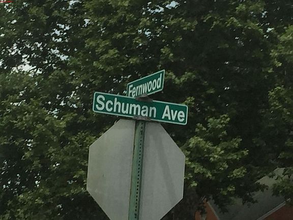 5th image of 614 S Schuman St