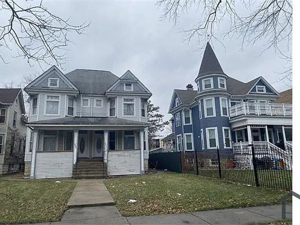 1st image of 642 N Pine Ave Unit 2