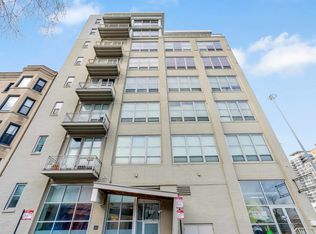 770 W Gladys Ave APT 601, Chicago, IL