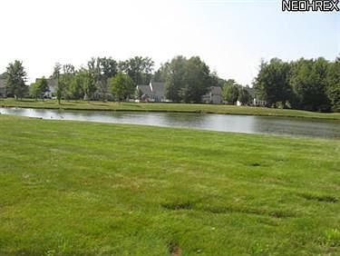 2nd image of 9184 Willowbrook Ct