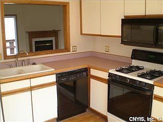 5th image of 8653 Grey Birch Dr