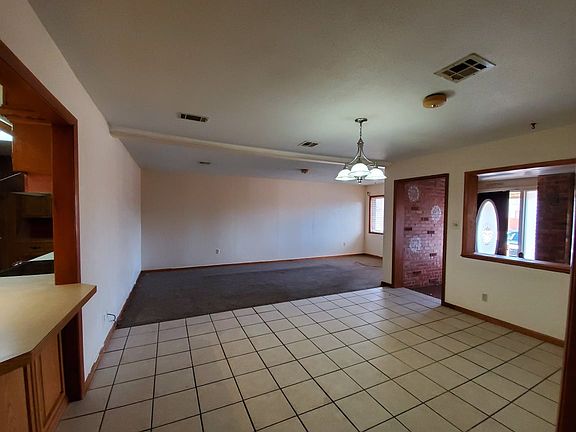2nd image of 418 NW 56th St