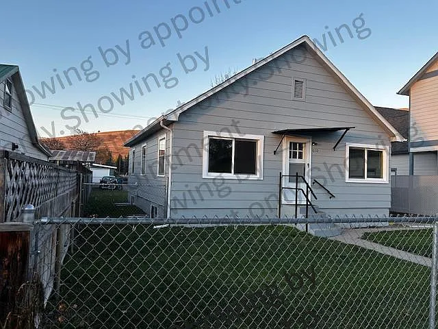 2 bed, 832 sqft, $1,525 — Photo 2