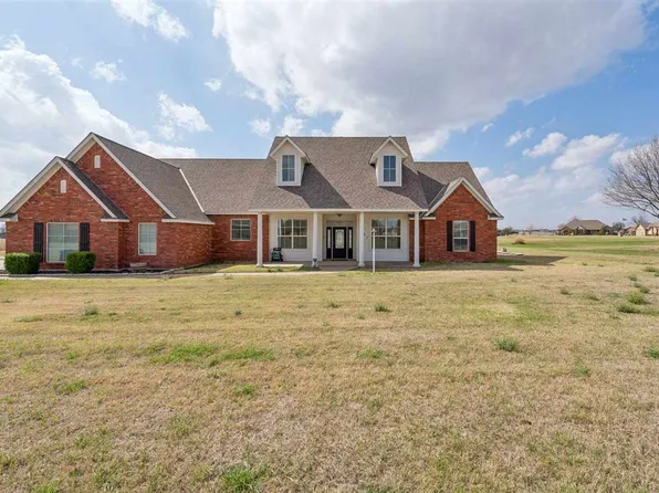 1382 NW Still Water Trl, Lawton, OK 73507