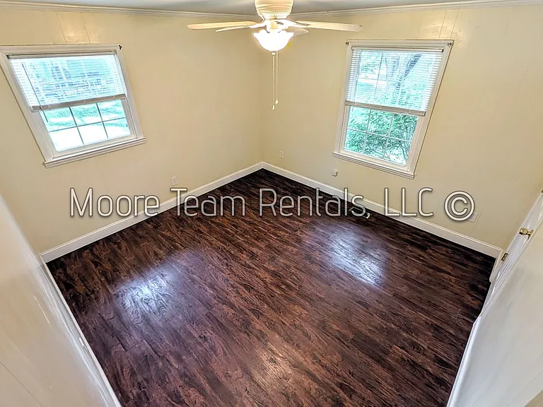 120 Robin St — Photo 7
