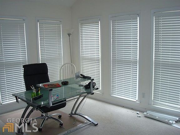 5th image of 1204 Cottonwood Grv SE