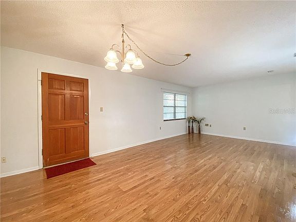 4th image of 1056 County Road 467