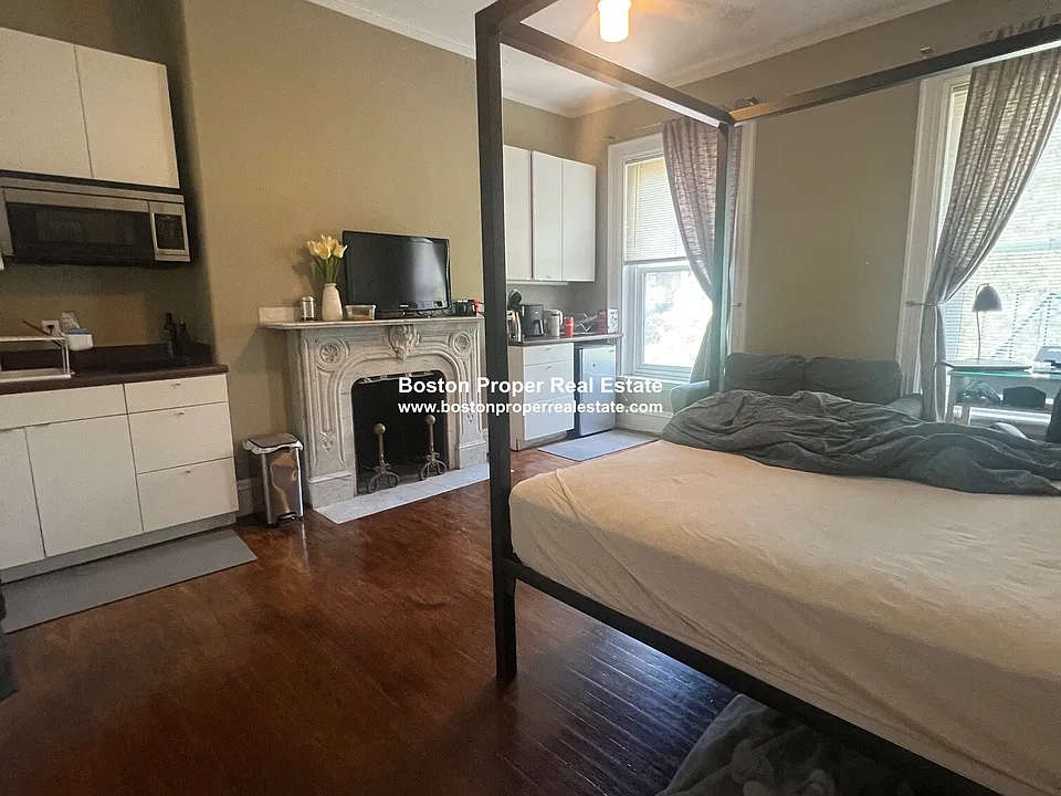 323 Beacon St #6