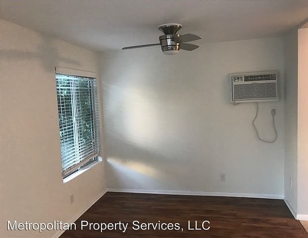 1st image of 417 Arnaz Dr APT 101