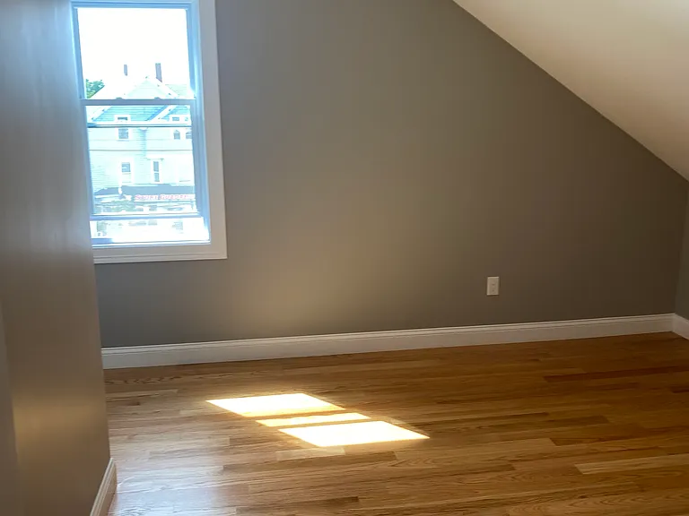 1190 Plymouth Ave #2N — Photo 16