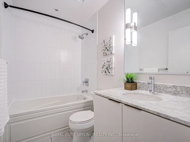 955 Bay St #310 — Photo 30