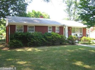 605 W Hunter St, Madison, NC 27025