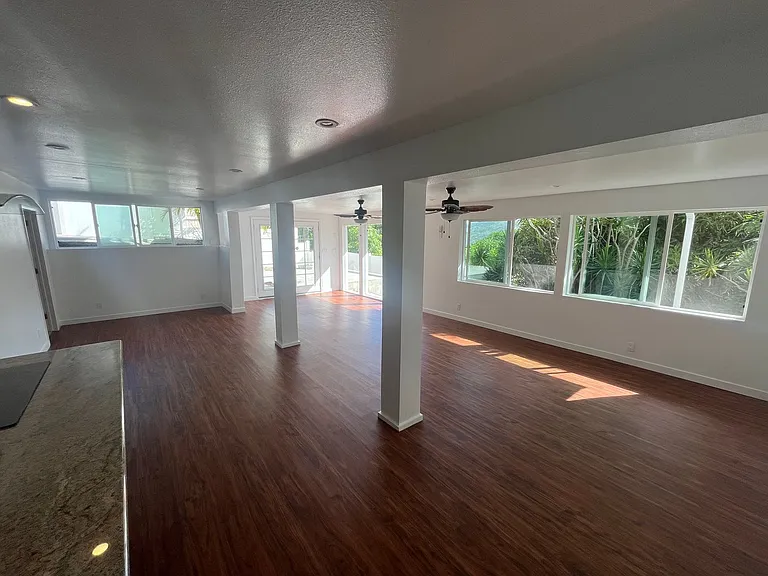 920 Leighton St — Photo 29
