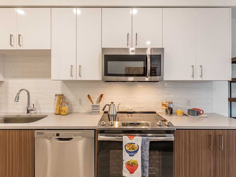 Homeroom Apartments 485 SE 14th Ave Portland OR Zillow