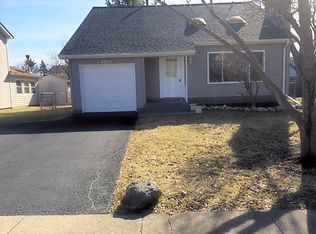 3130 Timber Hill Ln, Aurora, IL 60504