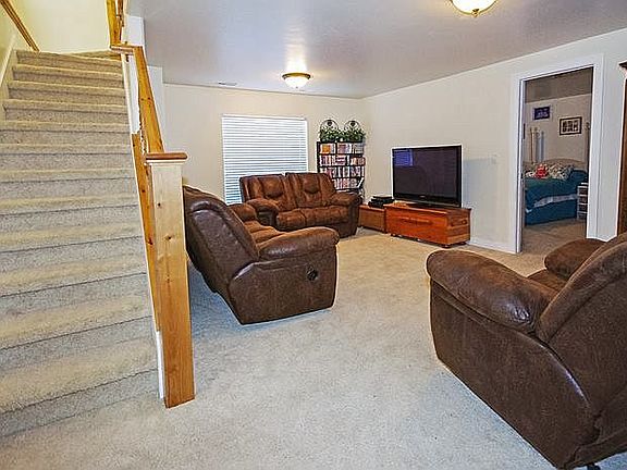 4th image of 2932 W After Glow Ln
