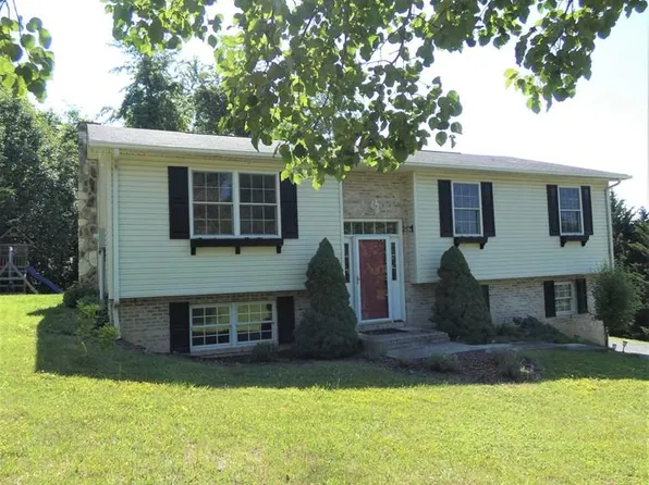 110 Dream Cir, Saltville, VA 24370