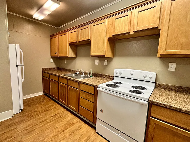 1002 Gregg St #CB — Photo 3