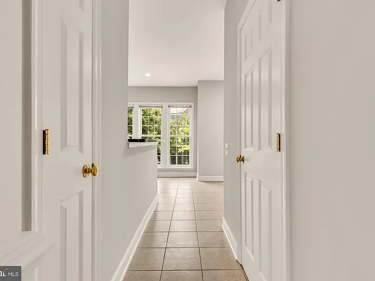 2513 Bronze Stone Pl — Photo 18