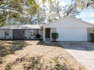 615 Cedar Grove Dr, Brandon, FL 33511