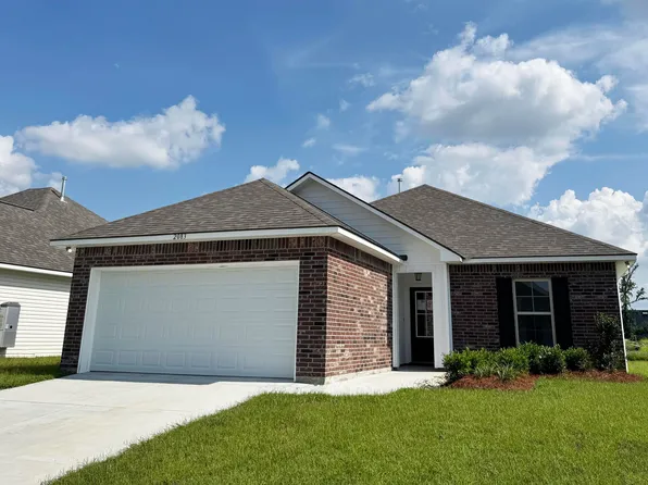 2083 Taylor Dr, Port Allen, LA 70767