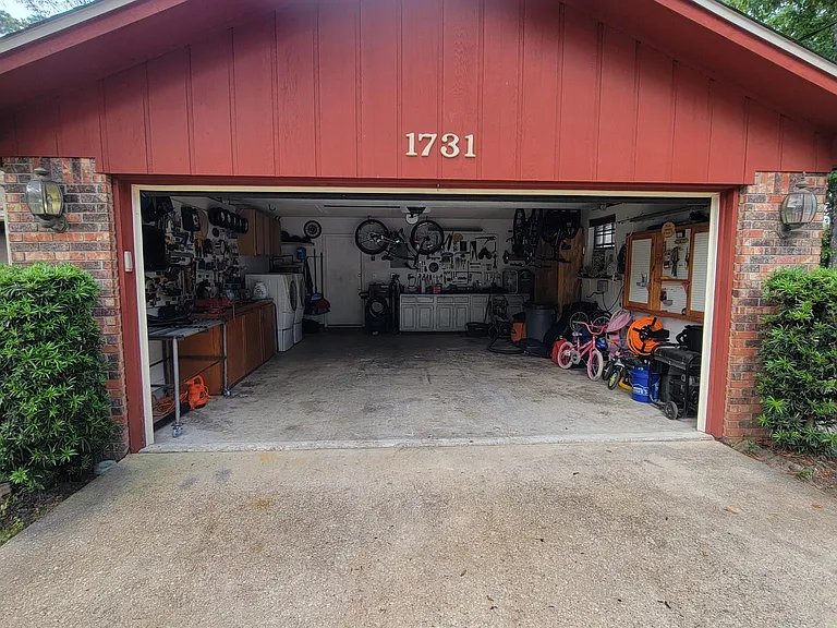1731 Bayshore Dr — Photo 17
