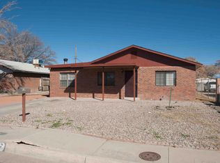 528 61st St NW, Albuquerque, NM 87105