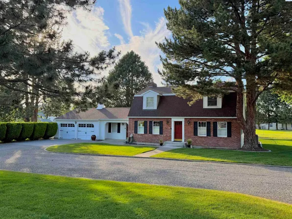 7605 Dradie St, Pasco, WA 99301