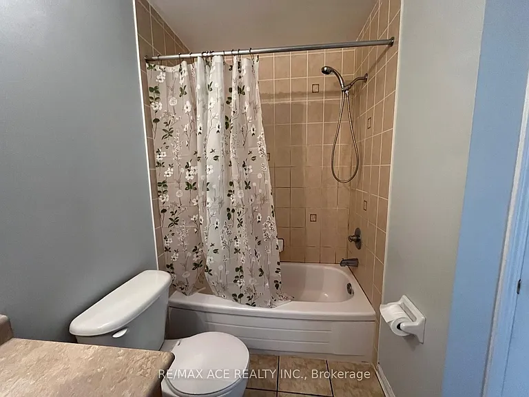 46 Gas Lamp Ln — Photo 14
