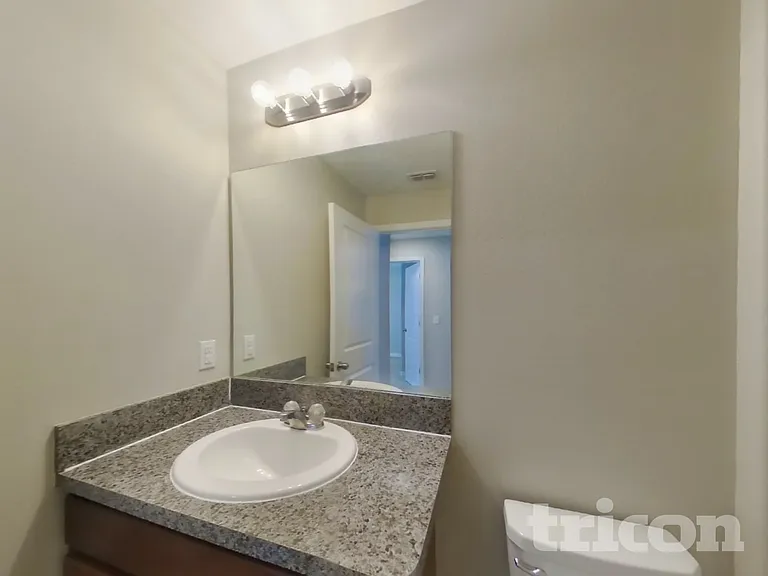 10129 Carloway Hills Dr — Photo 14