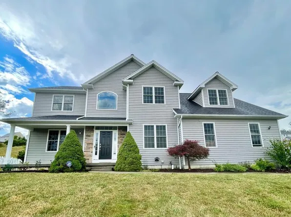 3425 Fieldstone Ln, Painted Post, NY 14870