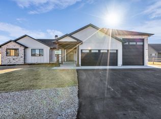 1449 Sage Way, Francis, UT 84036