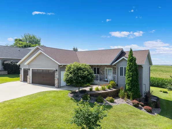 313 Maple Dr, Lanesboro, MN 55949
