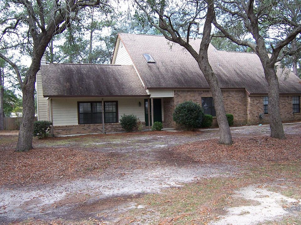 1st image of 400 Greenwood Way