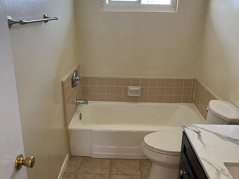 555 Hazel LLC — Photo 8